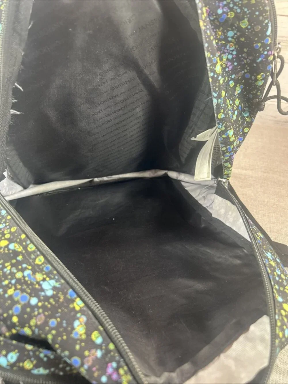 JANSPORT BACKPACK Black with BUBBLE COLORS 5 ZIPPER POUCHES 17” With mesh